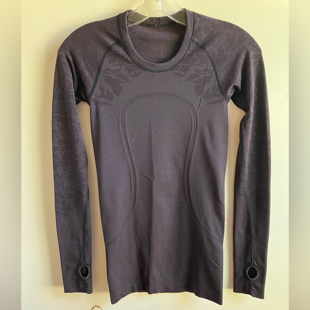 Lululemon Swiftly Tech Long Sleeve Shirt Size 2